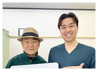 改善されたお客様との２ショット写真